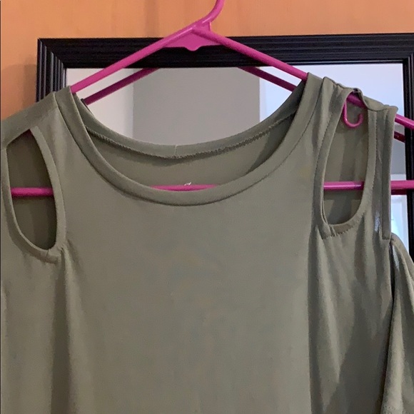 Alya Dress - Picture 3 of 7